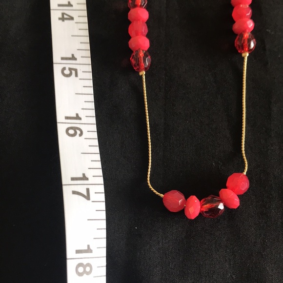 Vintage Gold tone Necklace & Earrings with Dark Coral / Pink Beads - Picture 6 of 7